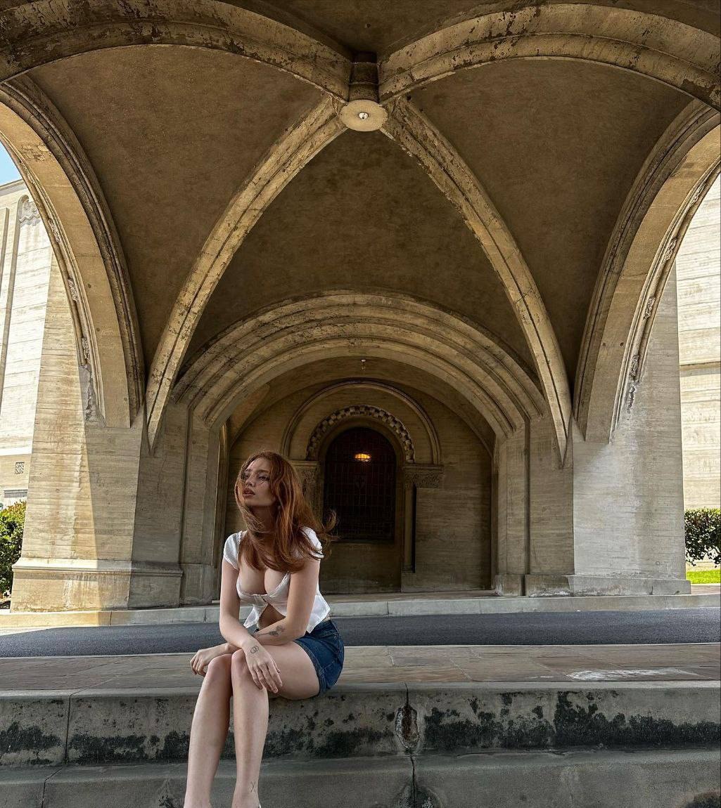 Александра привлекательная девушка из Стерлитамака цена от 3000 руб